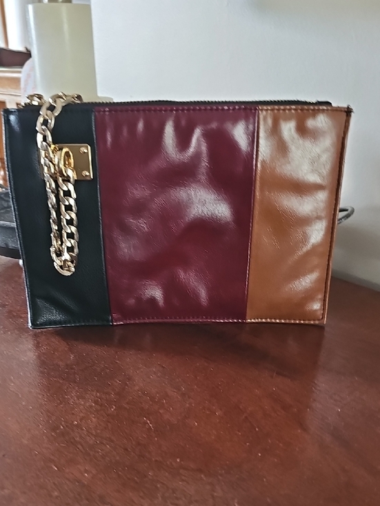 Sondra Roberts Handbags - Sondra Roberts Wristlet